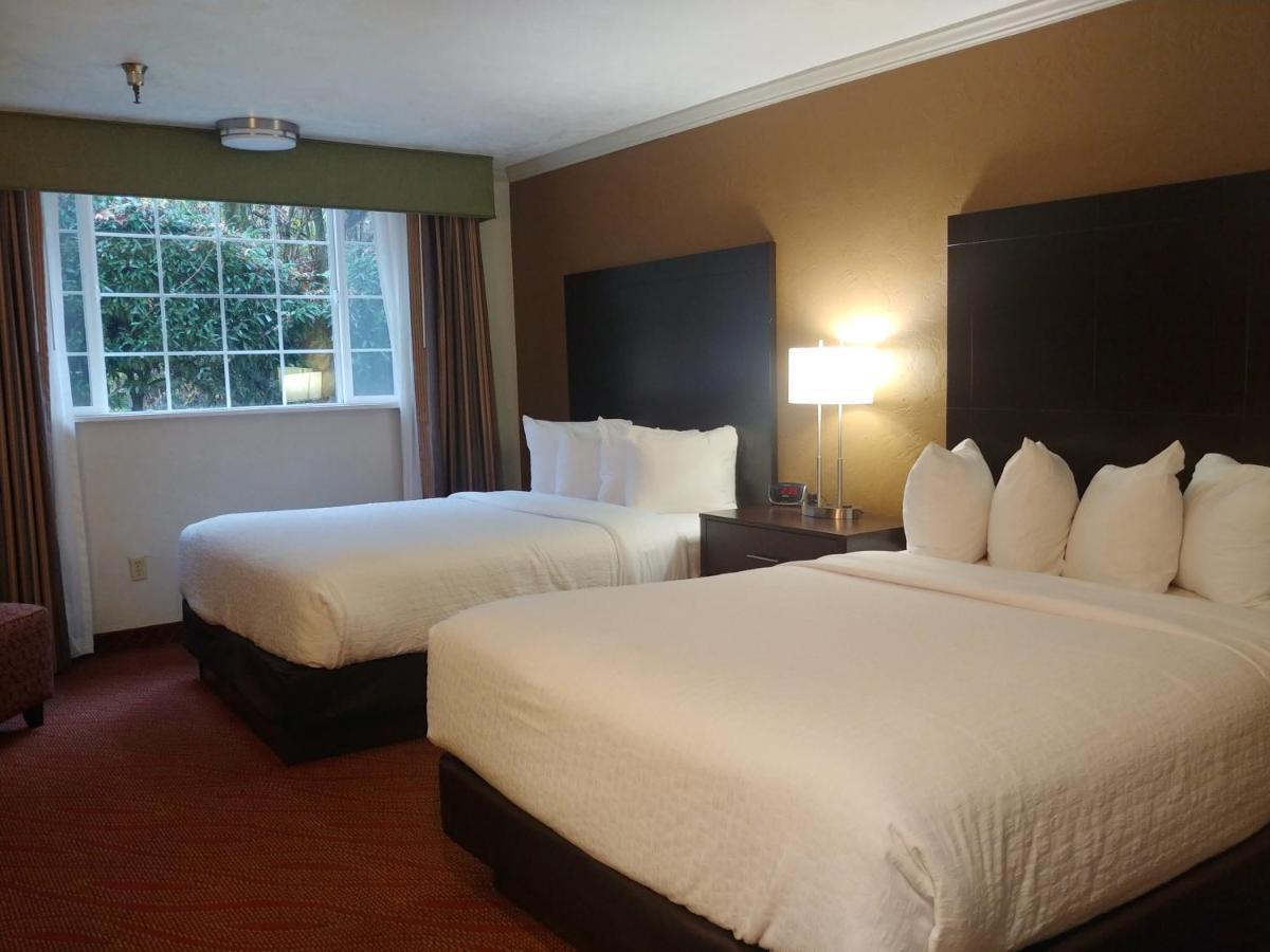Best Western Plus Parkway Inn Wilsonville Ngoại thất bức ảnh