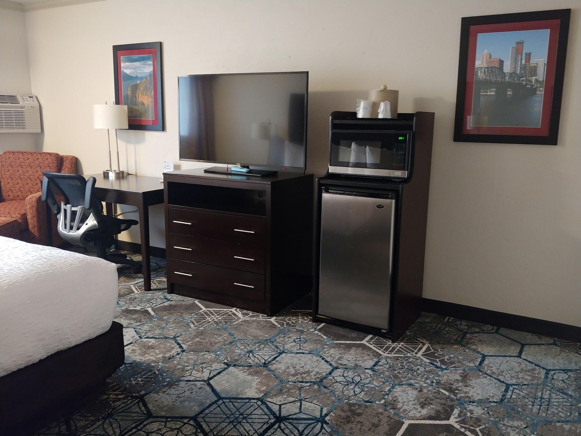 Best Western Plus Parkway Inn Wilsonville Ngoại thất bức ảnh