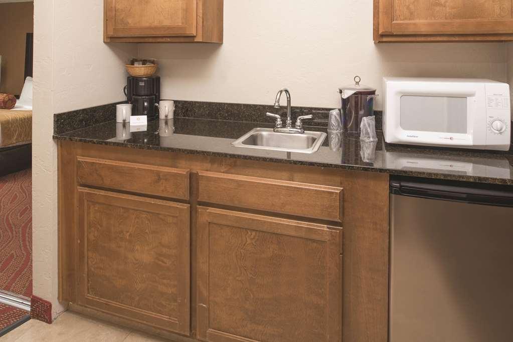 Best Western Plus Parkway Inn Wilsonville Ngoại thất bức ảnh
