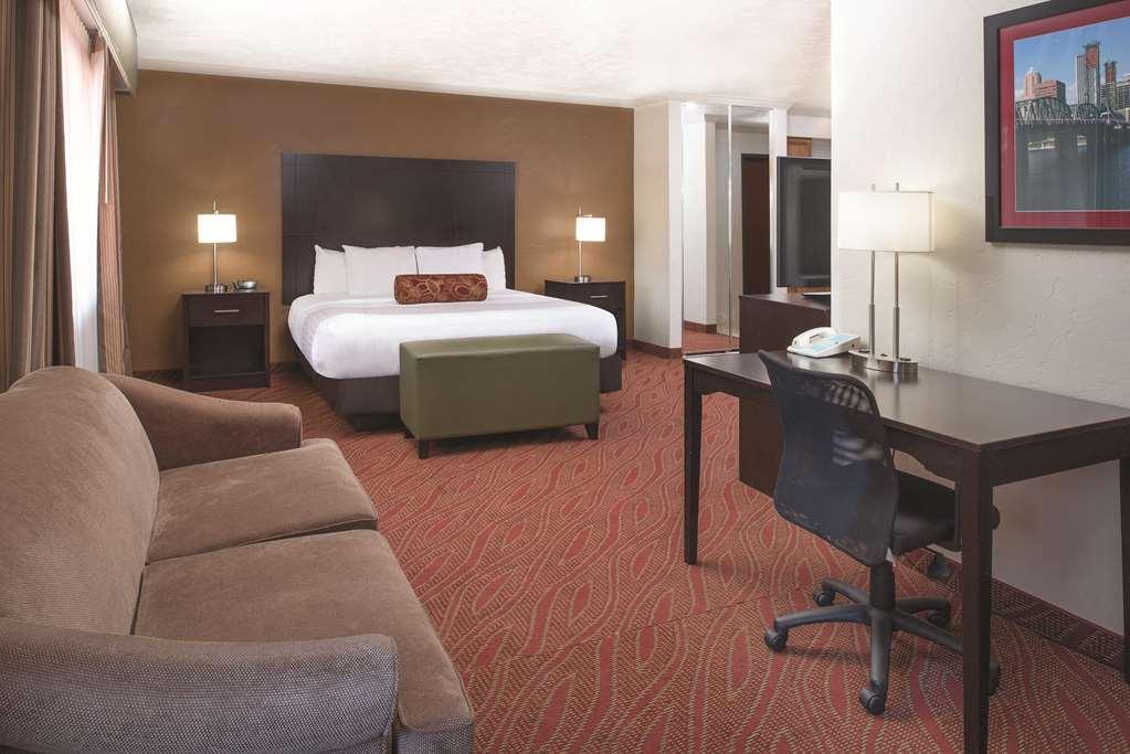 Best Western Plus Parkway Inn Wilsonville Ngoại thất bức ảnh