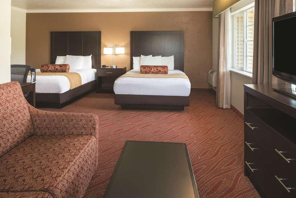 Best Western Plus Parkway Inn Wilsonville Ngoại thất bức ảnh