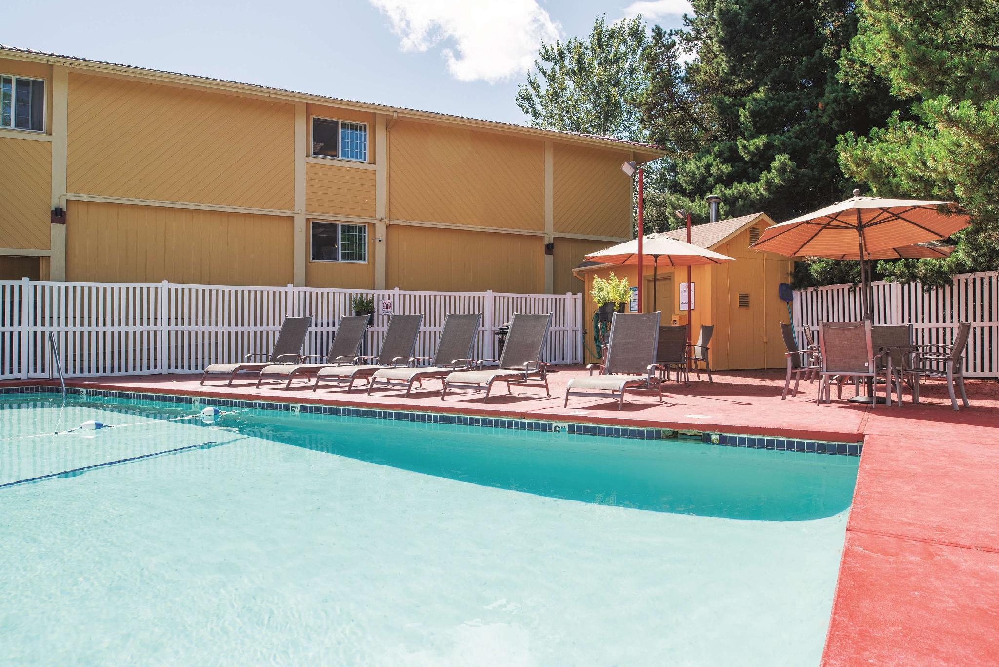 Best Western Plus Parkway Inn Wilsonville Ngoại thất bức ảnh