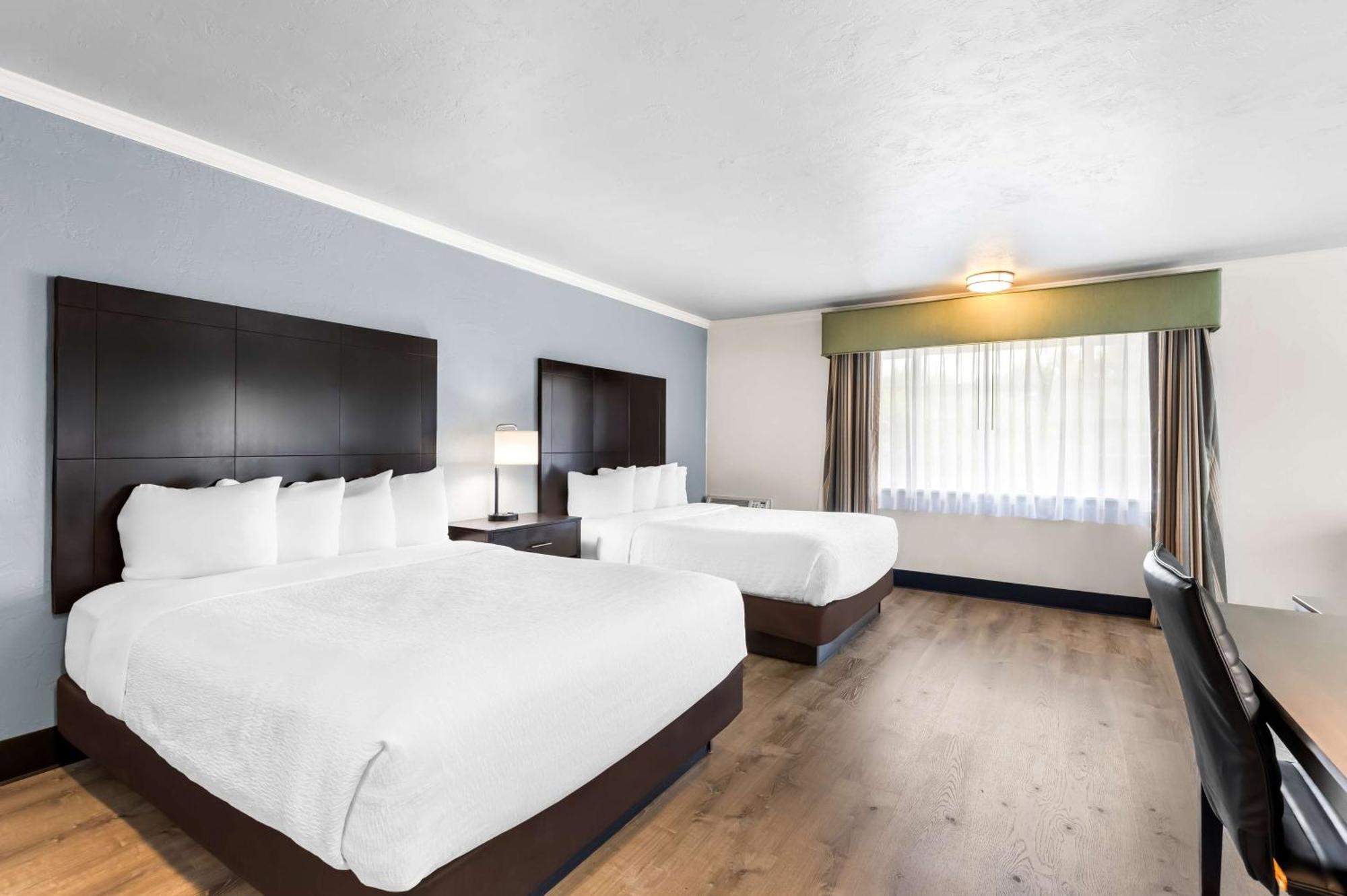 Best Western Plus Parkway Inn Wilsonville Ngoại thất bức ảnh